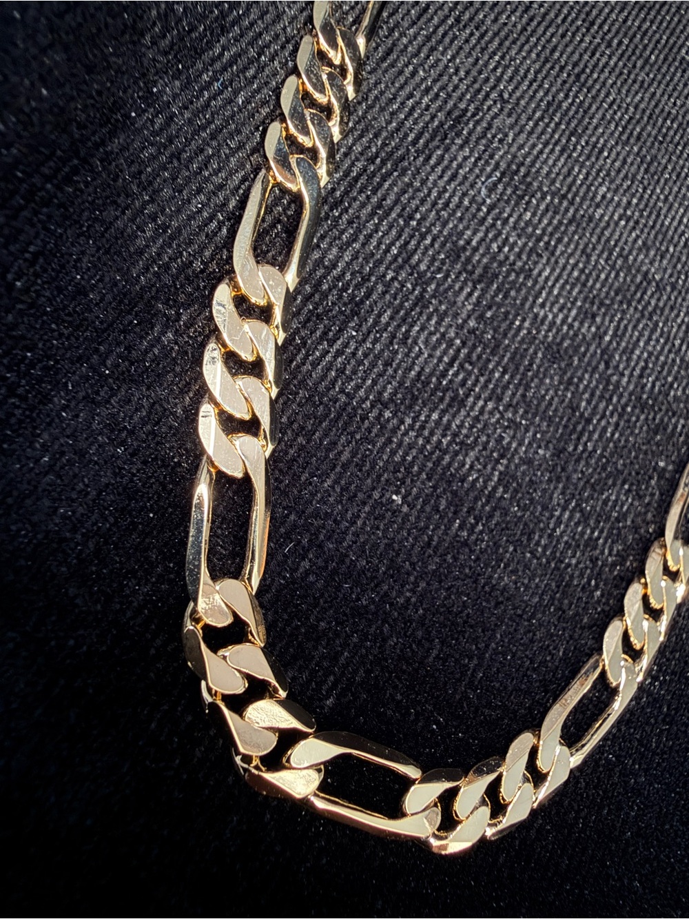 14k Stamped Gold FILLED Figaro 20-in 5.5 mm Necklace. Beautiful! Brand New